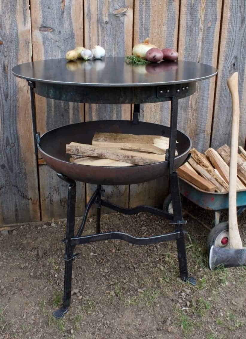 https://northwestskilletcompany.com/wp-content/uploads/2021/06/plancha-firewood-ready-to-cook.jpg