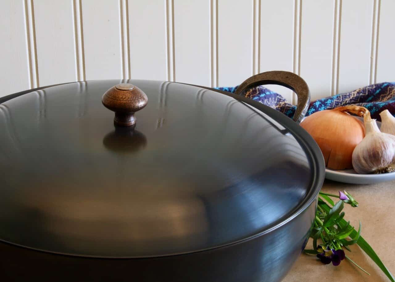 Carbon Steel Chef's Pan with Lid - Image 2